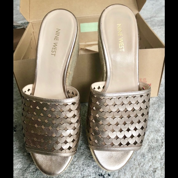 Worn 1x only Nine West wedge sandal rose gold 8.5 - Picture 1 of 6